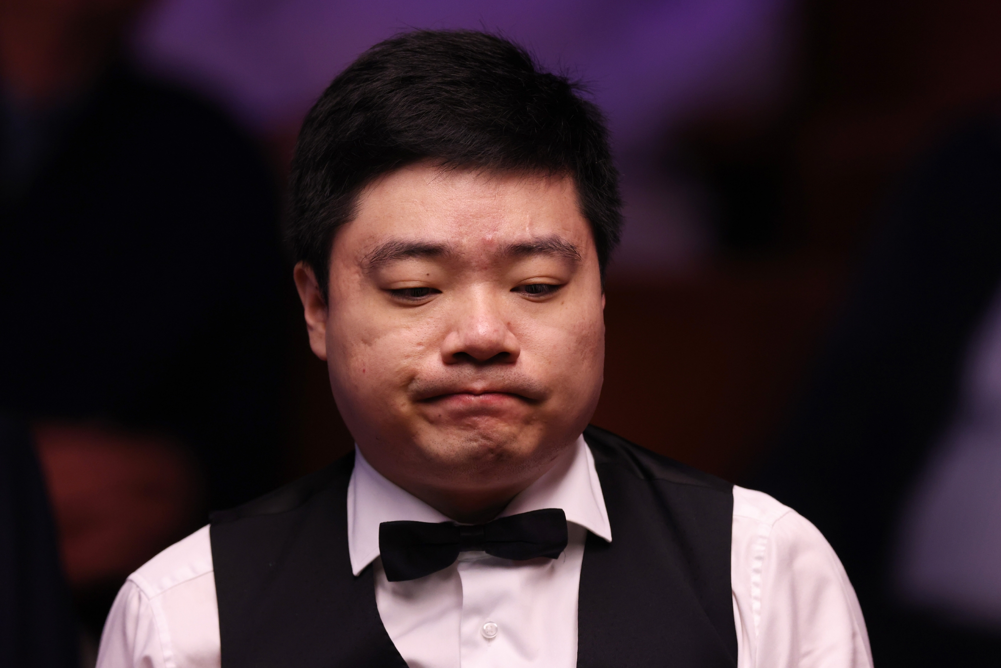 员通过其他 员通过其他