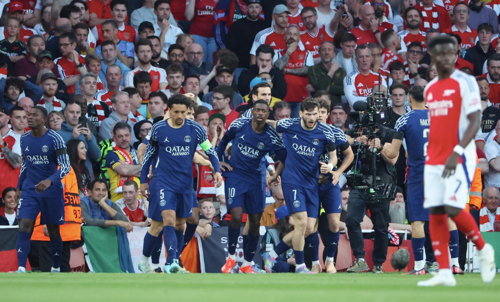 临场指挥 临场指挥